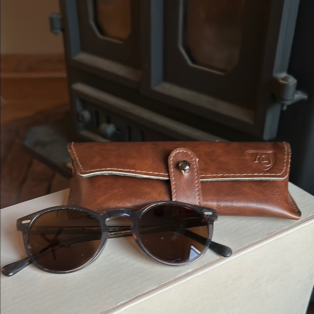 Oliver Peoples Gregory Peck style